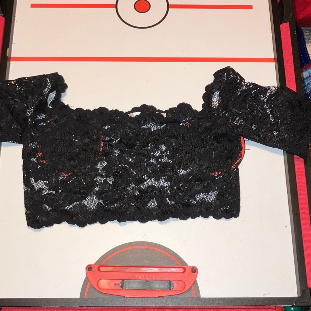 Victoria’s Secret Angel Dreams  Black Lace Off Shoulders Crop Top